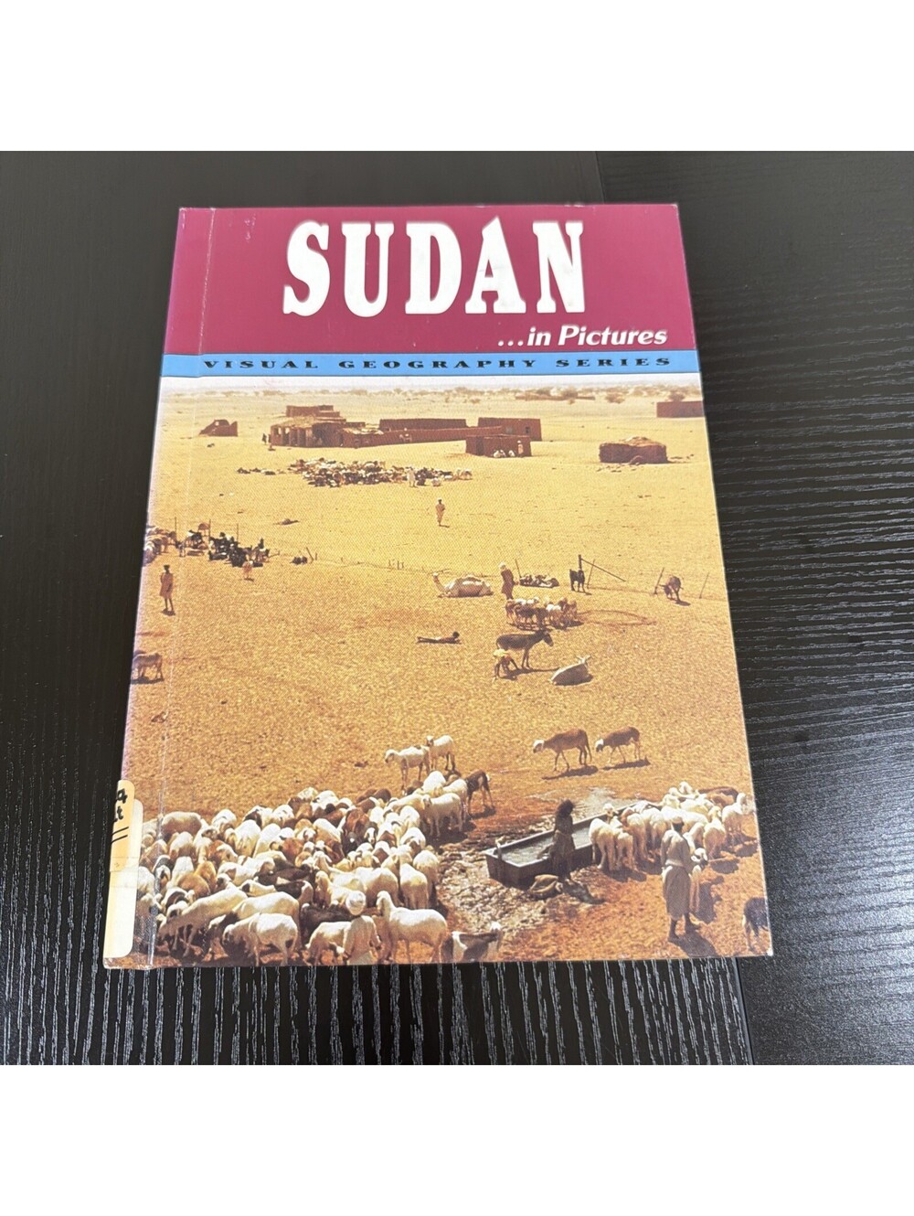Sudan in Pictures  Visual Geography Series BS2